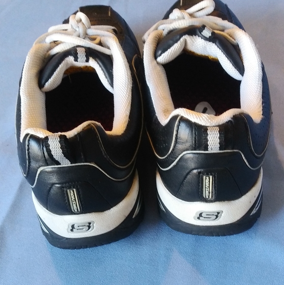 Women's Skechers black & white light weight safety toe work slip resistant shoe - Picture 3 of 7